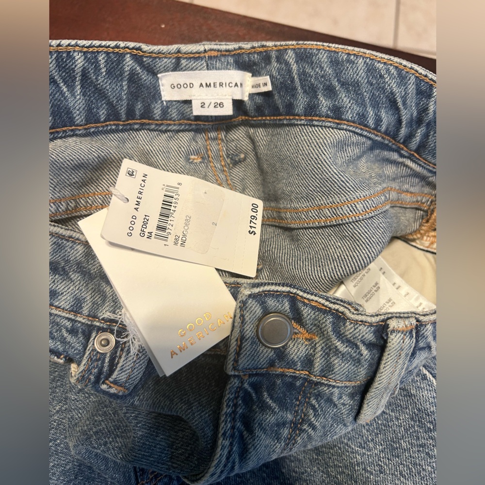 Good American Light Blue extra Flare Jeans - Picture 10 of 10